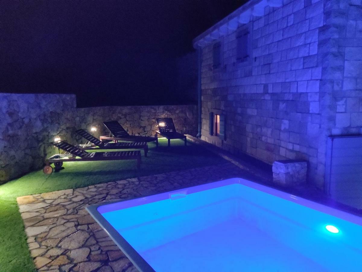Mala Villa- Private Heated Pool Novalja Buitenkant foto