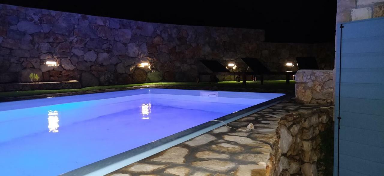 Mala Villa- Private Heated Pool Novalja Buitenkant foto